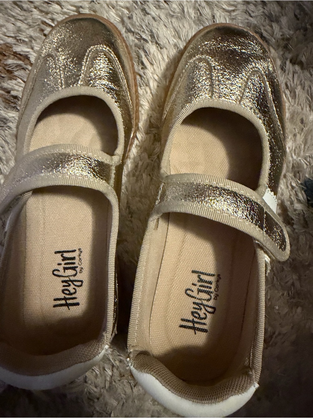 Hey Girl Girls' Metallic Gold Mary Jane Dress Shoes new no box or tags
